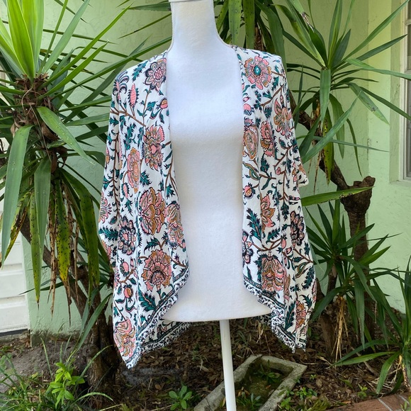 Zara Floral Kimono - Picture 2 of 6